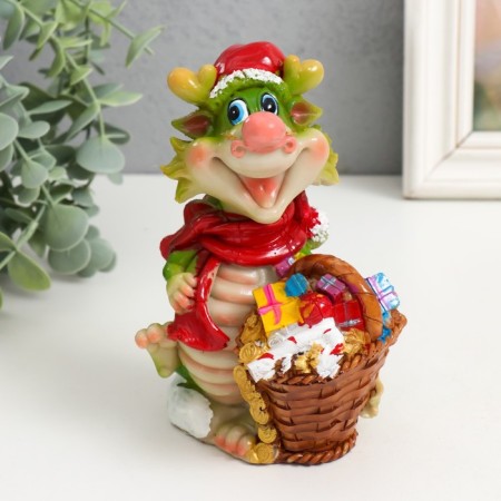 Piglite Polystone "Dragon in the New Year's cap with gifts/basket" MIX 8.5x7x14.8 cm-1