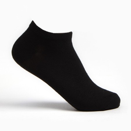 A set of men's socks (3 pairs) shortened, black color, size 40-44