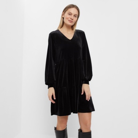 Women's dress, black color, size 50