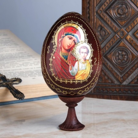 Souvenir Egg on the stand icon "God's Mother Kazan"