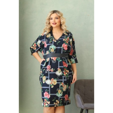 Women's dress, size 56-11