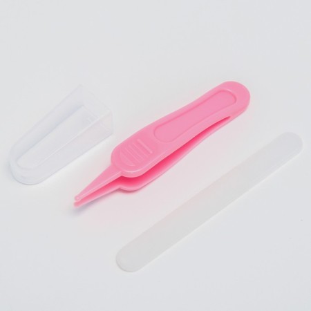 A child’s care set, 5 items (comb, tweezers, scissors, a knipser, saw), pink color-5