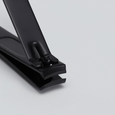 Kusachki - Pedicier, 8 cm, on a blister, black color-1