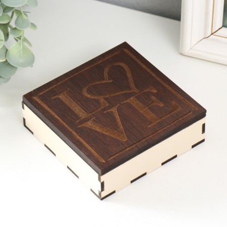 Casket "Love" 10x10x3 cm