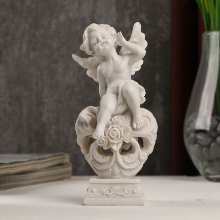 Polystone souvenir "Snowthrough angel on the openwork heart" 13x6x5.5 cm