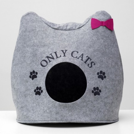 Animal house from the felt "Ushastik Only Cats", 46 x 46 x 43 cm