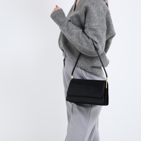 Women's bag on a valve, 24x13x8 cm, black color-3
