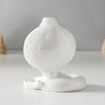 Souvenir ceramics "magnificent cobra" white with gold 5.5x10x9.5 cm-3