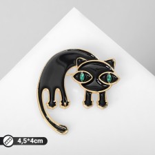 Brooch 