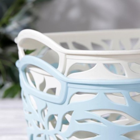 Storage basket "Leaves", plastic, 29.5 × 21.5 × 16 cm, color mix-3