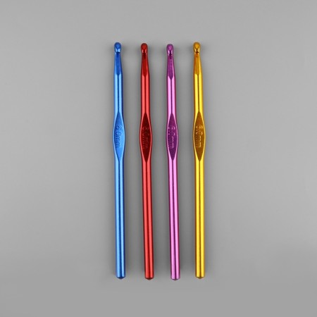 Knitting hook, d = 6 mm, 15 cm, color mix-4