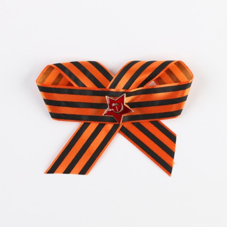 Brooch "Victory", bow with a star-1