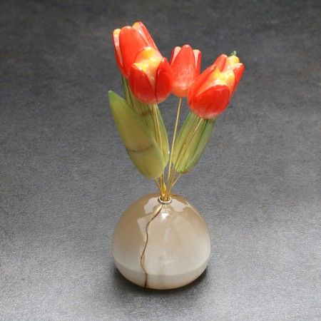 Souvenir "Tulips in a vase" (5 central c.) Round, selenite, small (red)-1