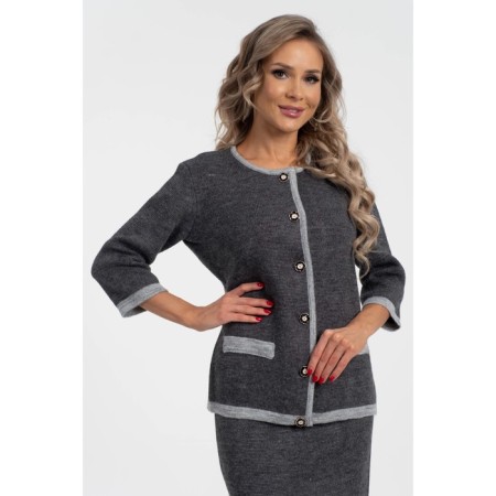 Female suit, size 42-4