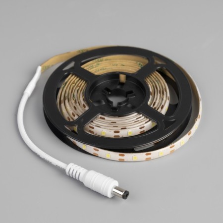 LEAZON LIGHTING LED tape with a motion sensor 2 m, IP65, SMD2835, 60 LED/m, 4HAAA, 3000k-2