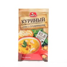 Chicken soup with crackers 