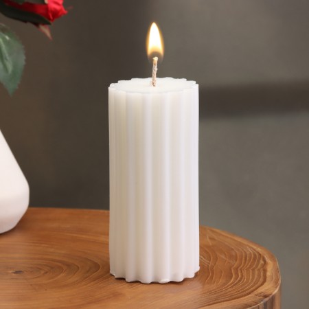 Candle-cylinder with ribs, 5x10cm., White