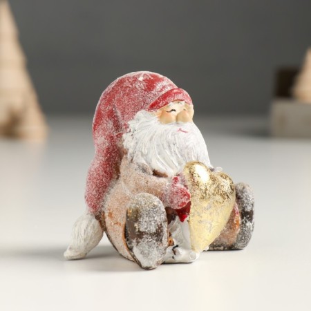 Polystone souvenir "Santa Claus in a long red cap, with heart" MIX 7x5x8 cm-2