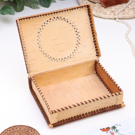Sunflower Board Casket, Bermeste-2