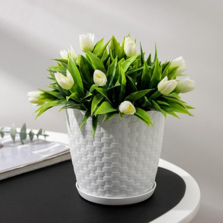 Pot for flowers with the Podon "Rotan", 1.2 l, the color is white