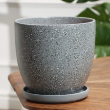 Flower pot 