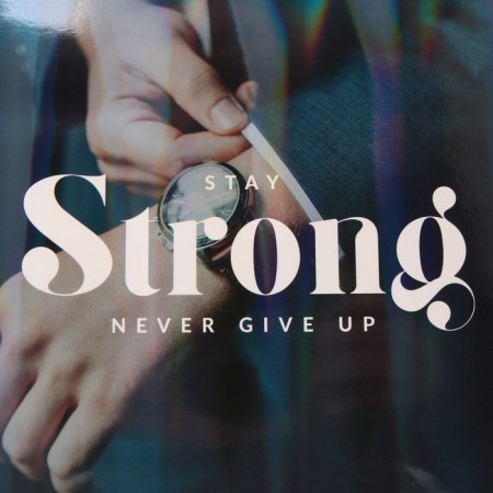 Gift package laminated, packaging, “never give up”, rainbow holography, ml 23 x 27 x 11.5 cm-3