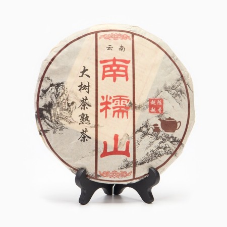 Chinese sustained tea "Shu puer. Gorny", 357 g, 2009, Yunnan, damn it