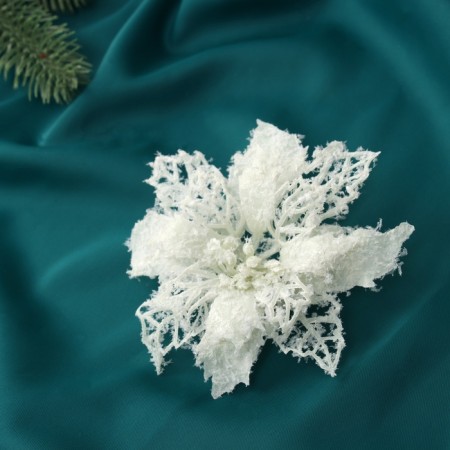 Christmas tree decoration "Flowers snowy" (set 3 pcs) carved, 10 cm, white-1