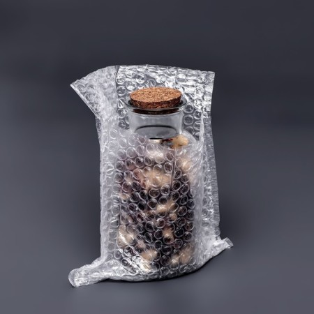 A package of runway with a valve, p/e, 3 layers, 18 x 16 + 5 cm, set 50 pieces-3