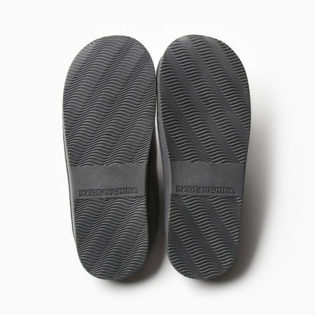 Male sizes are 40-41, gray color-12