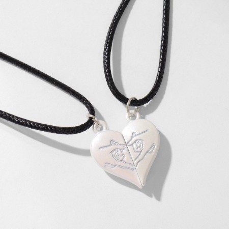 Kulons "Demetrons" on the magnet, heart, color silver, 40 cm