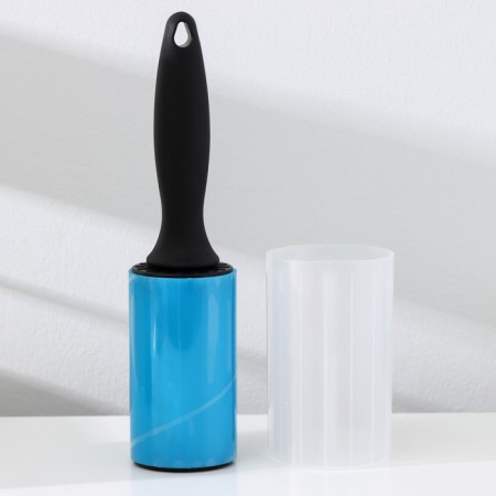 A video for cleaning clothes in a silicone case, 23 × 6.5 × 6.5 cm, color mix