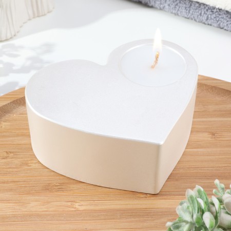Summary "Heart Big. Marble" from gypsum, 10.5x9x4.5cm, white mother of pearl