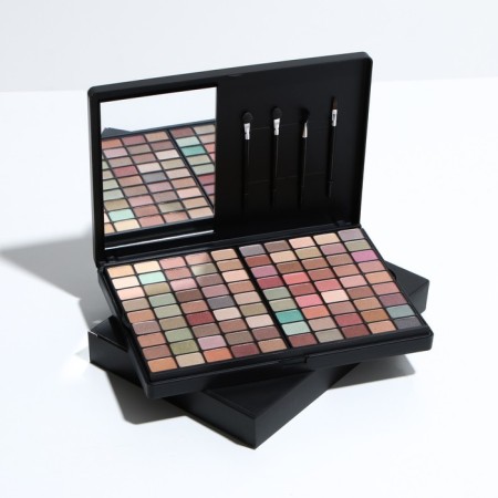 Professional set for makeup (eyelid shadows, proofreaders, blush, lip gloss)-10