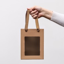Gift package, with a window, 20 x 15 x 10 cm, craft, 1pc