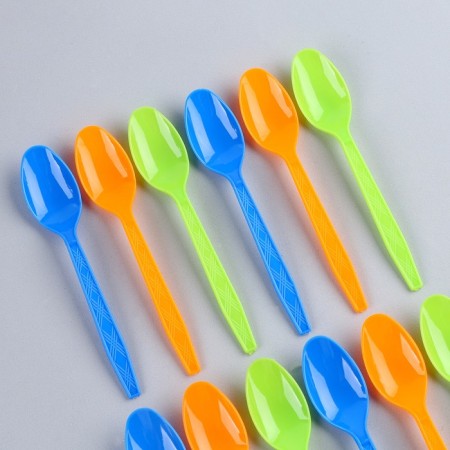 Tablespoons are plastic, in the set 12 pcs., Mix colors-3