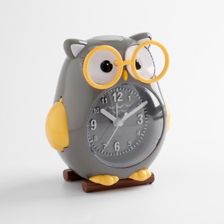 Clock - HEARD WITHER "Owl", discrete move, dial D -7.5 cm, 13 x 11 cm, 2aa-4