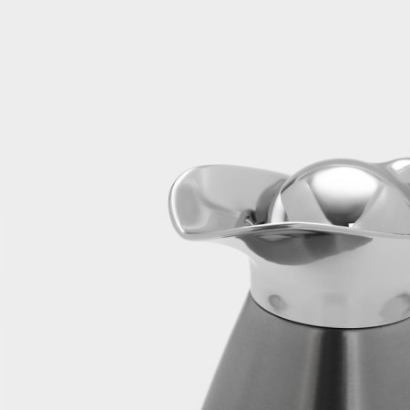 Stainless steel coffee pot, 1.5 liters, chrome color-3