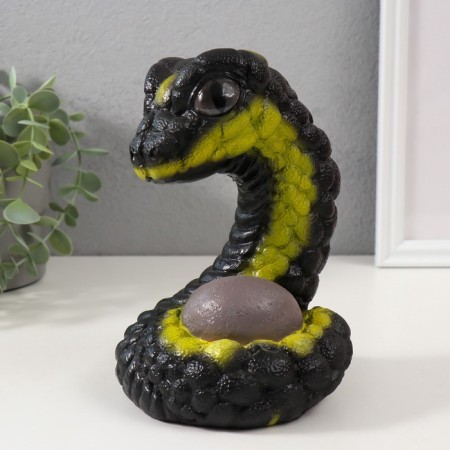 New Year's figure "Minigummi" 12x12x17 cm-1