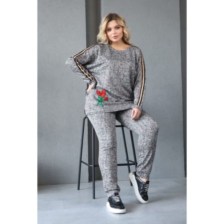 Female suit, size 42-17