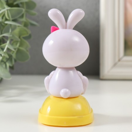 Plastic pendulum from the solar battery "Bunny with a bow and Easter egg" 5.3x6.1x10.5 cm 991069-2