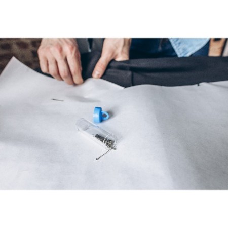 Needlewoman, 8 × 2.5 × 2.5 cm, color transparent mix-2