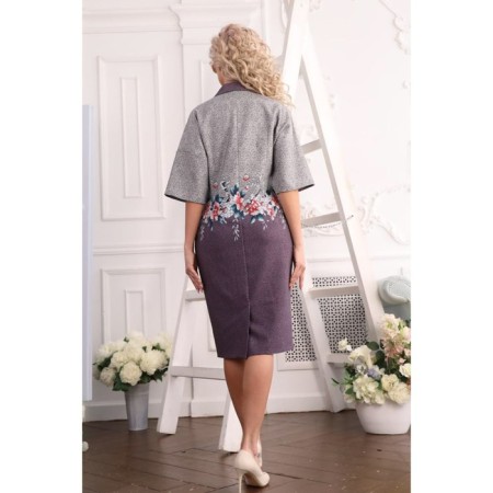 Women's dress, size 42-9