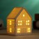 Figure with backlight "House" 5.5x5x8cm, 2/lr41