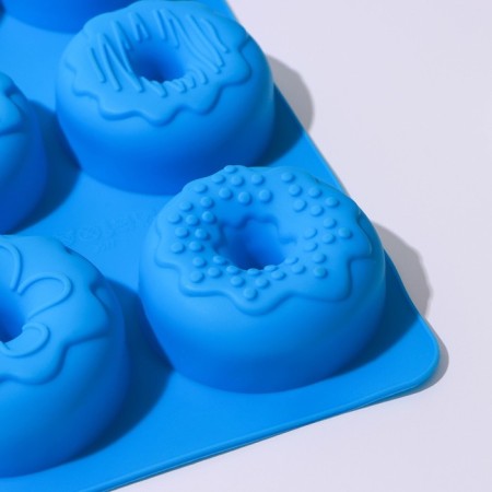 The form for baking the share "Sweets. Donuts in the glaze ”, silicone, 27.2 × 16.4 × 3.2 cm, 6 cells, color mix-1