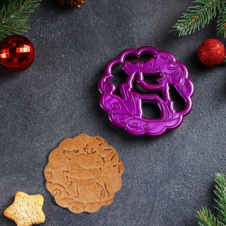 Form for carved gingerbread "Northern deer", purple color