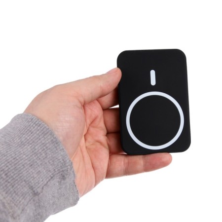 External battery CRR-32, 3000 mAh, 5 W, with the function Magsafe, Lightning, Black-7