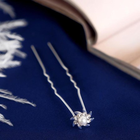 Hair hairpin "Astra" with a pearl, 6.5 cm, silver