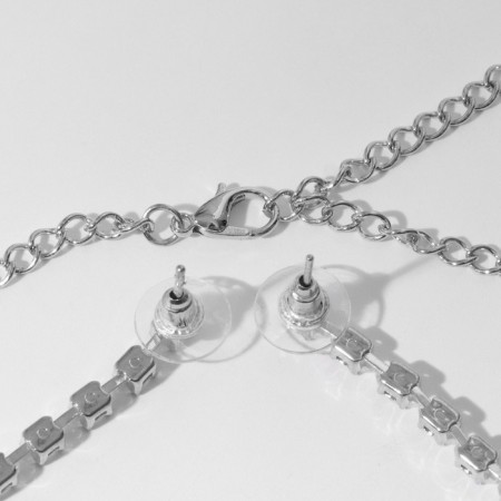 Set 2 objects: earrings, necklace “ice” Simple, white color in silver-1
