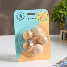 A set of wooden aromatic men 